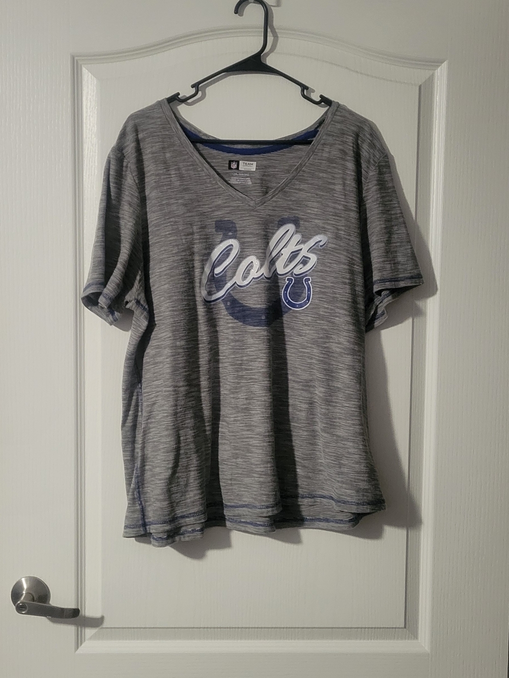 Team Apparel Women's Striped Shirt Indianapolis Colts